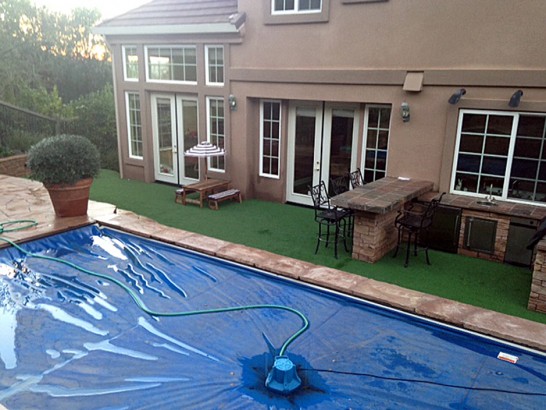 Artificial Grass Photos: Artificial Grass Carpet Midland, Washington Landscaping, Swimming Pools