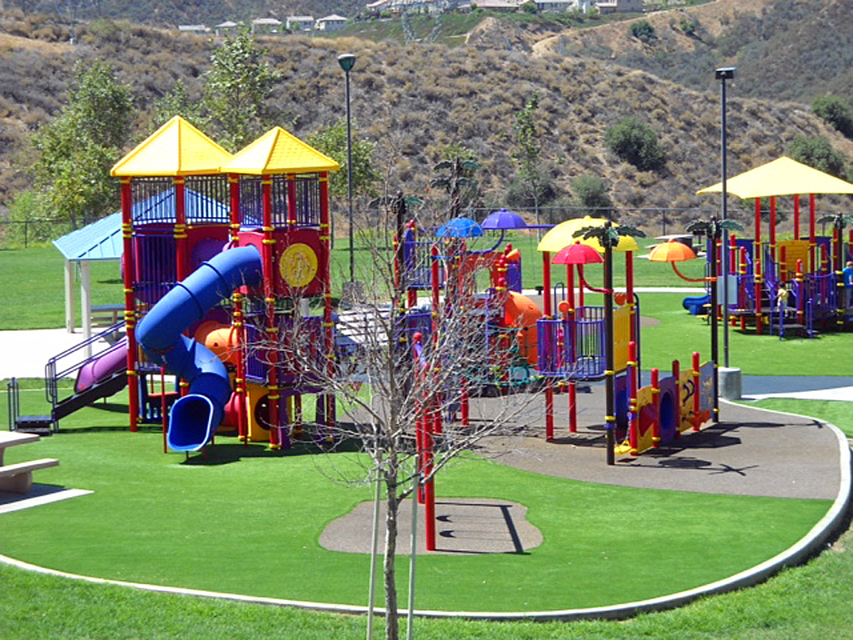 Outdoor Carpet Mineral, Washington Playground, Recreational Areas