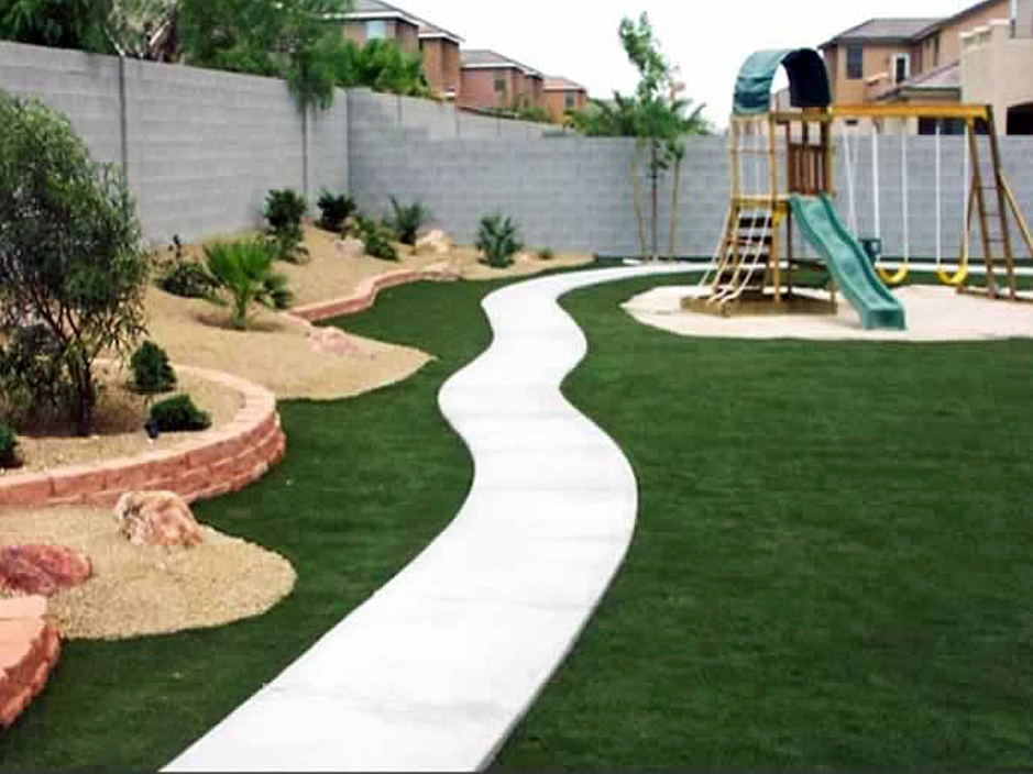 Plastic Grass Donald, Washington Lawns, Backyard Landscaping Ideas